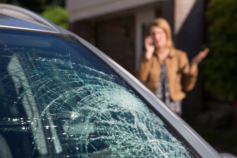 Learn How to Go About Fixing Your Car's Damaged Windshield